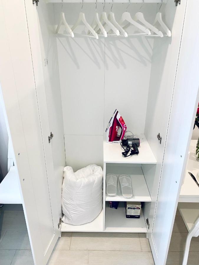Myfreedom жк лебединий метро харківська Apartment *